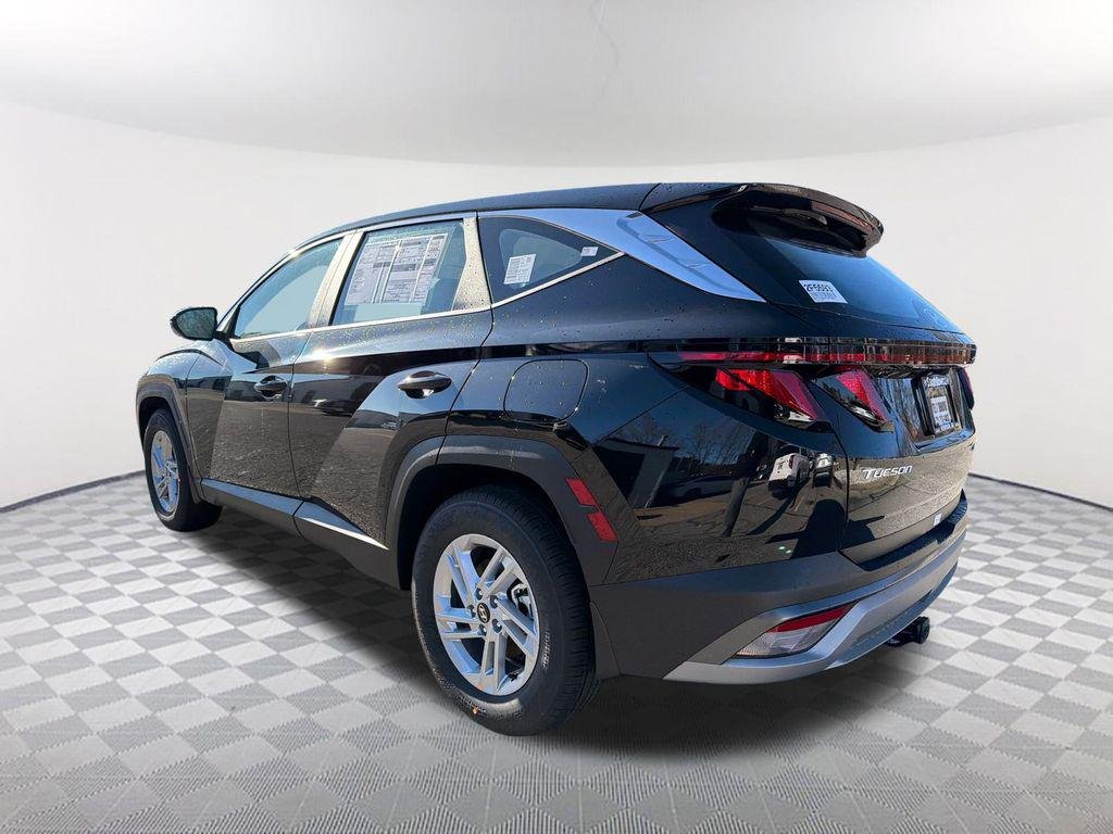 New 2026 Black Hyundai SE FWD image 7