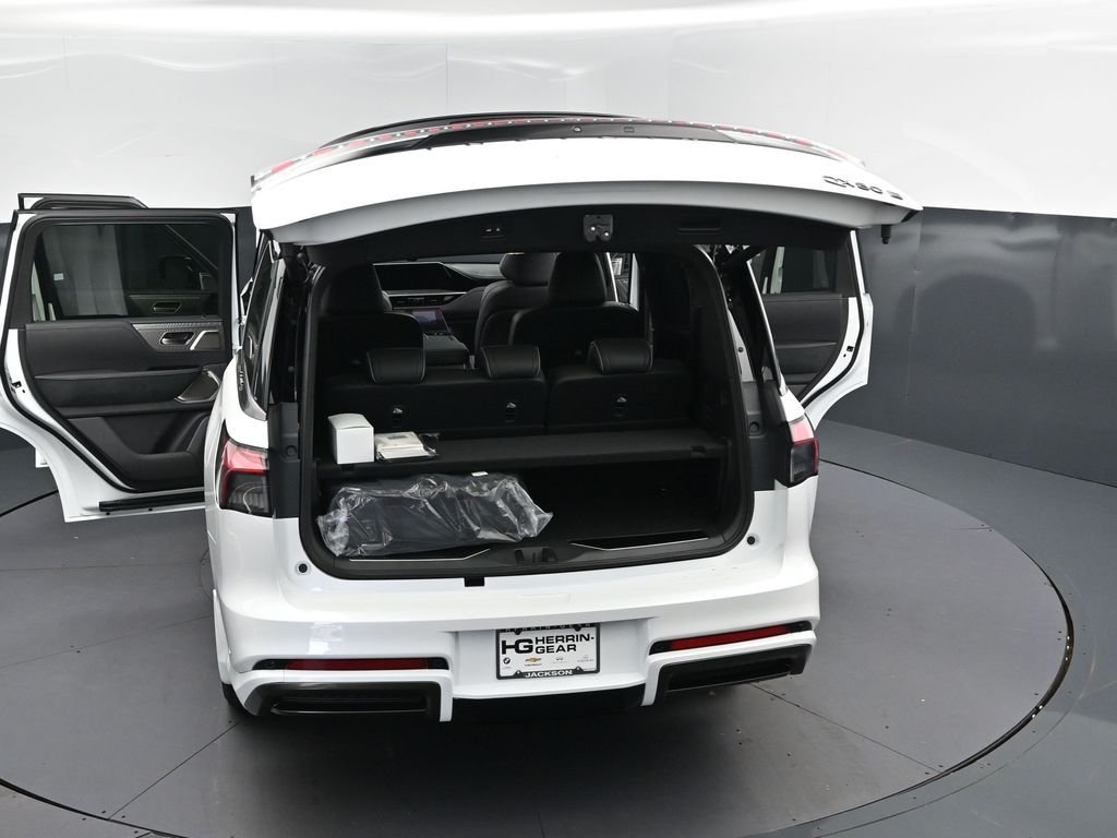 New 2026 2T RADIANT WHIT INFINITI Autograph 4WD image 51