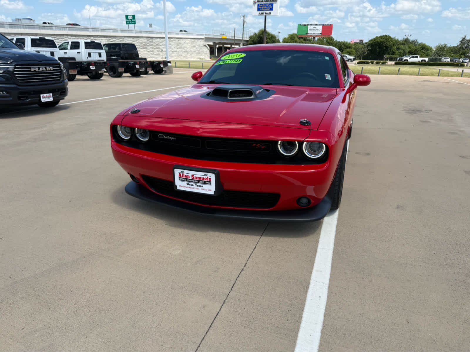 Used 2023 Torred Clearcoat Dodge R/T Scat Pack image 6