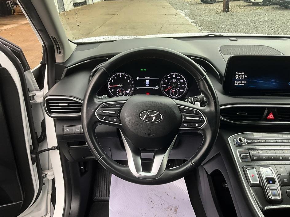 Used 2023 White Hyundai SEL image 32