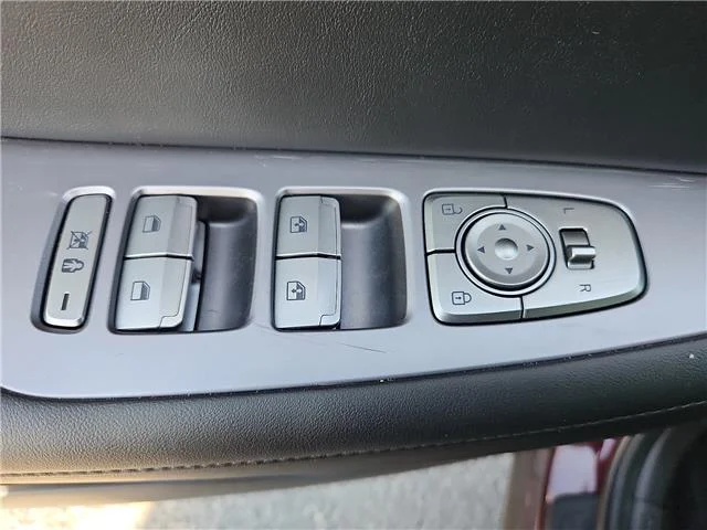 Used 2024 Maroon Hyundai SEL Front-Wheel Drive image 10