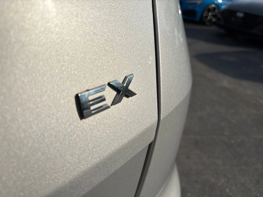 Used 2022 Silver Kia EX image 13