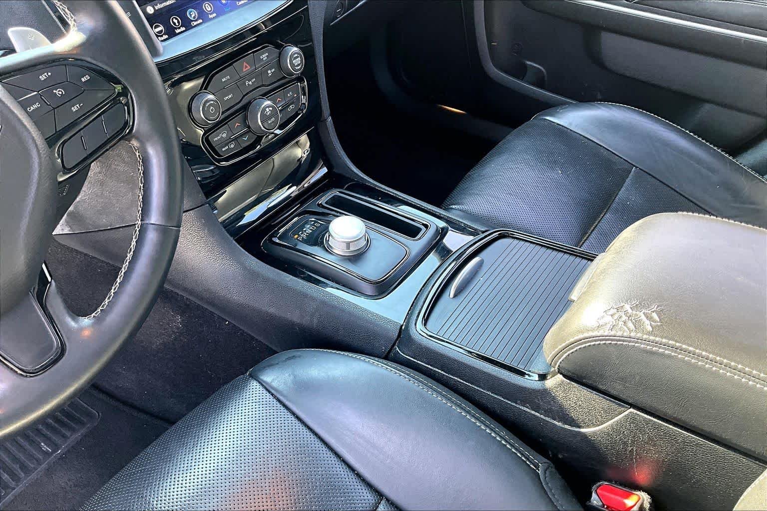 Used 2019 Ceramic Grey Clearcoat Chrysler 300S image 15
