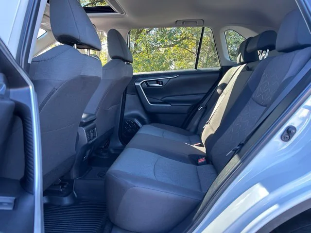 Used 2024 White Toyota XLE image 27