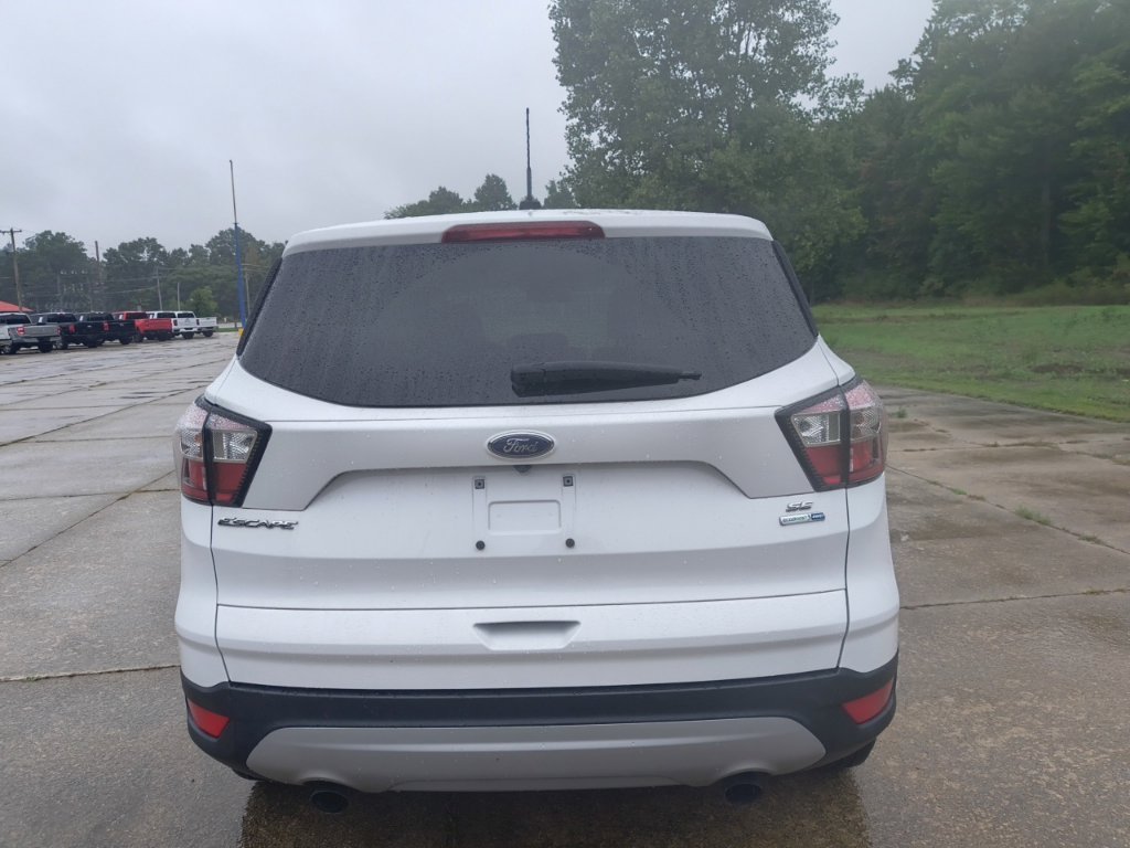 Used 2017 White Ford SE image 4