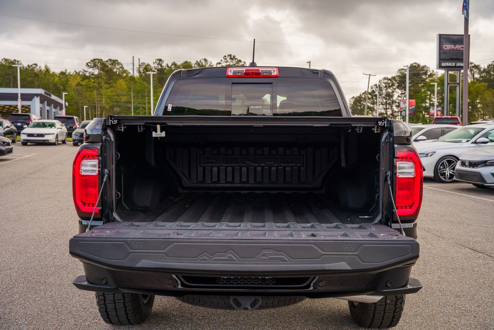 2023 GMC Canyon Denali - Photo 21