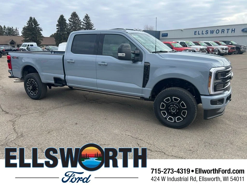 2026 Ford F-350 Platinum 4x4 Crew Cab 8' Box SRW's photo