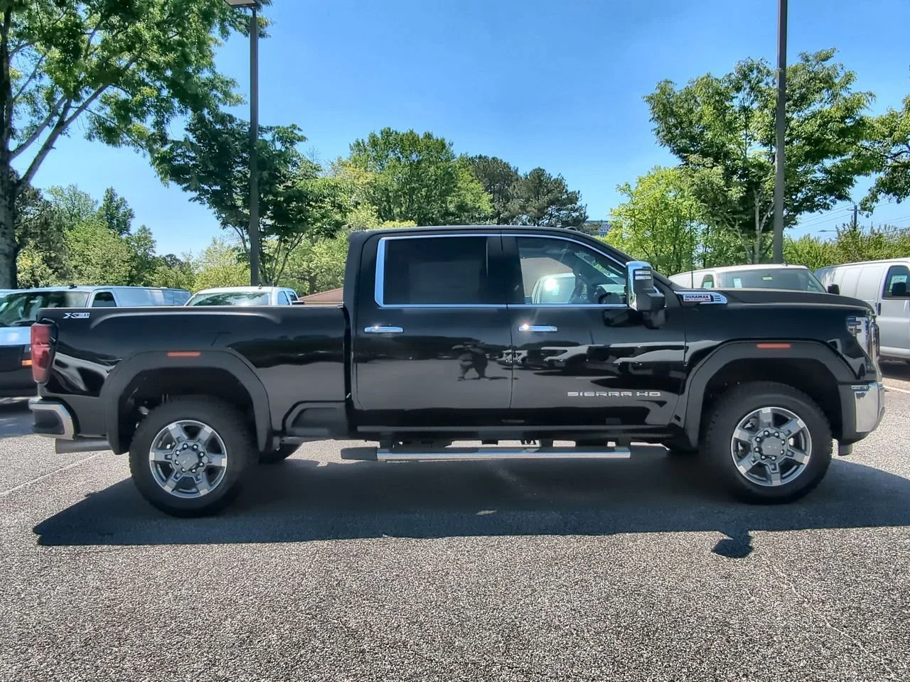 New 2026 Onyx Black GMC SLT image 9