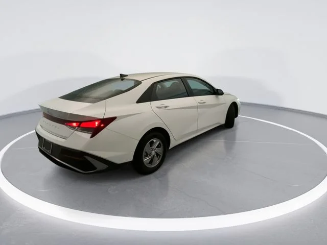 Used 2026 White Hyundai SE image 6