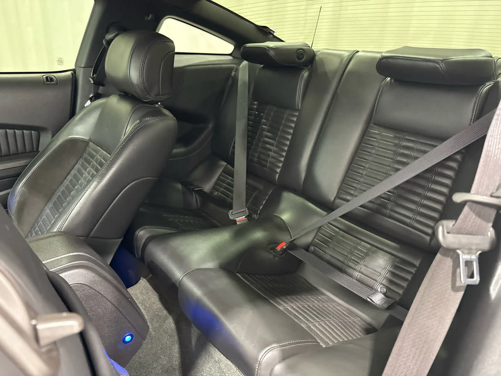 Used 2014 Silver Ford Shelby GT500 image 12