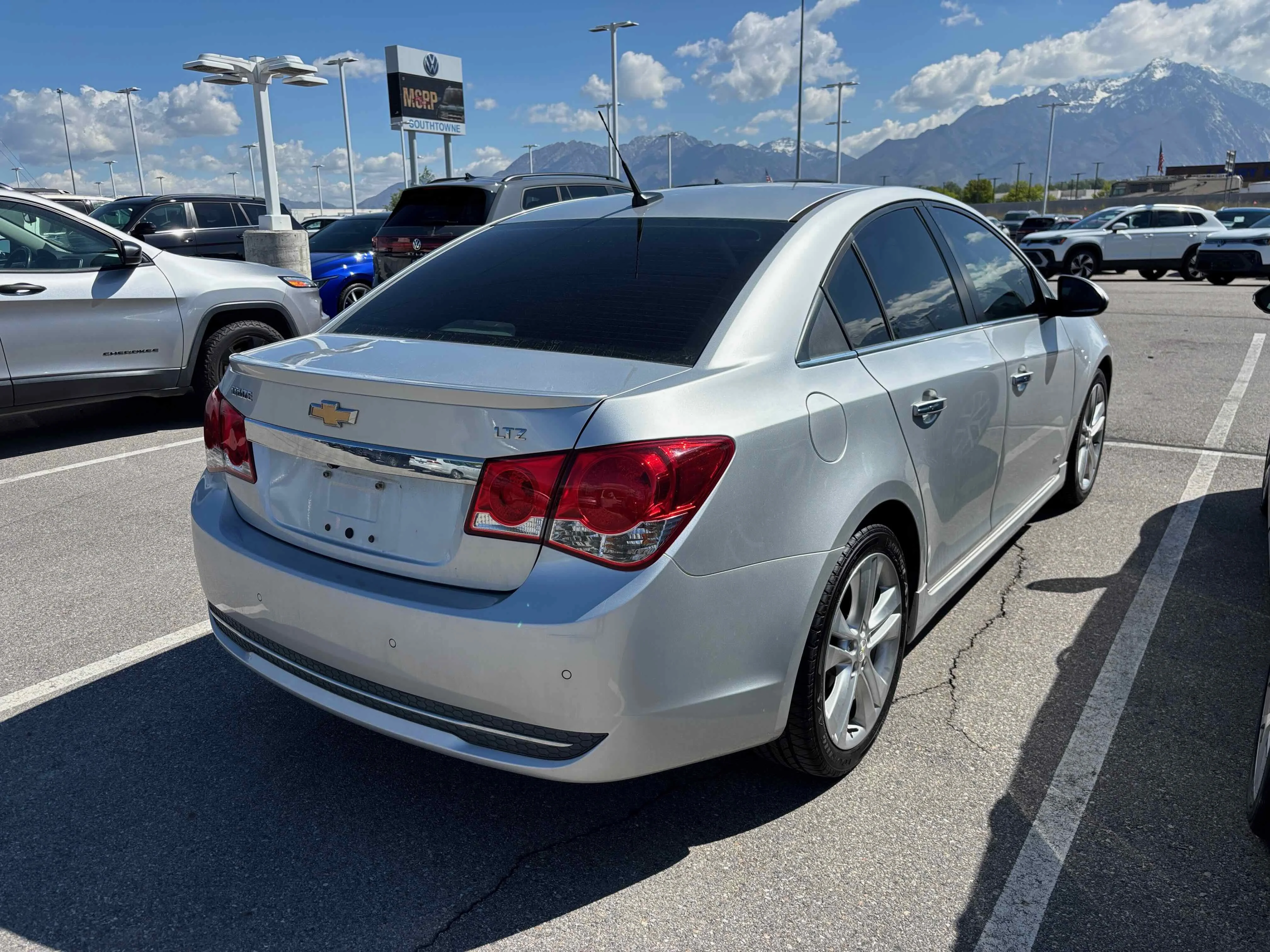 Used 2014 Silver Ice Metallic Chevrolet LTZ image 4
