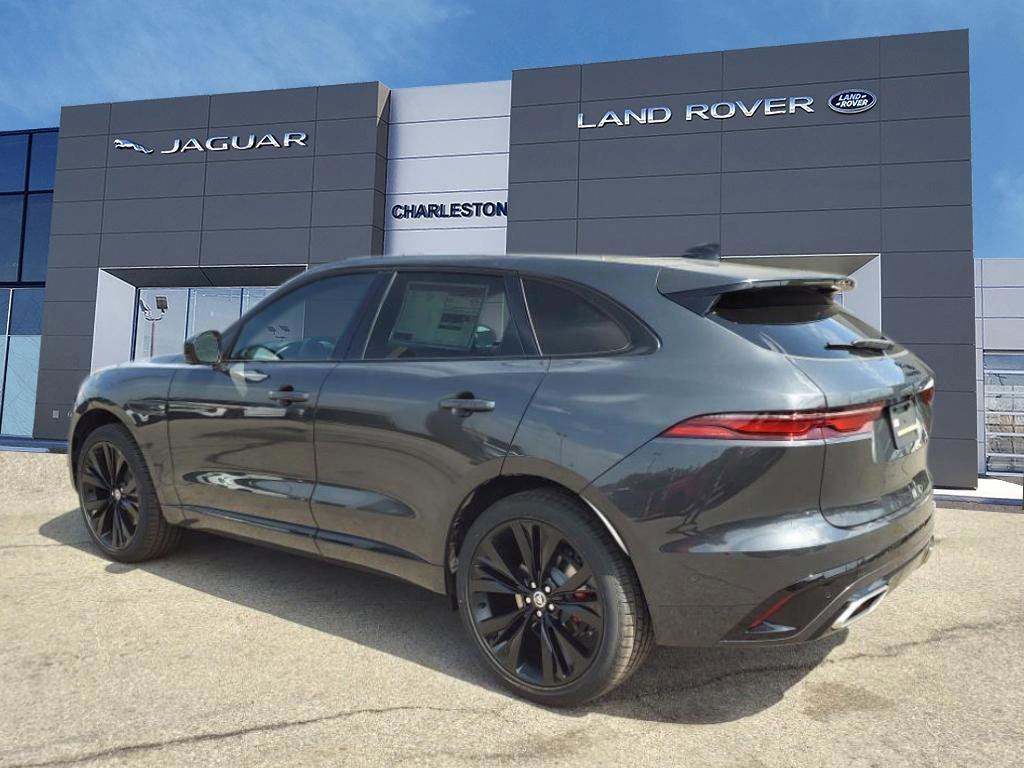 New 2026 Carpathian Grey Premium Metallic Jaguar R-Dynamic S image 3