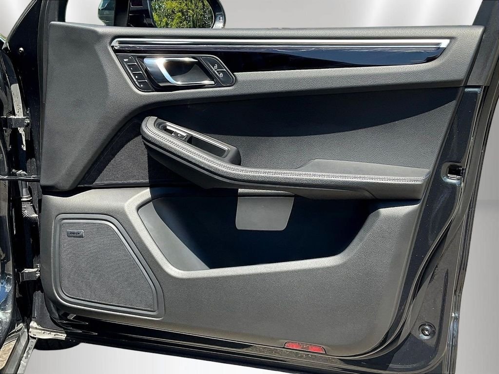 Used 2023 Gray Porsche  image 28