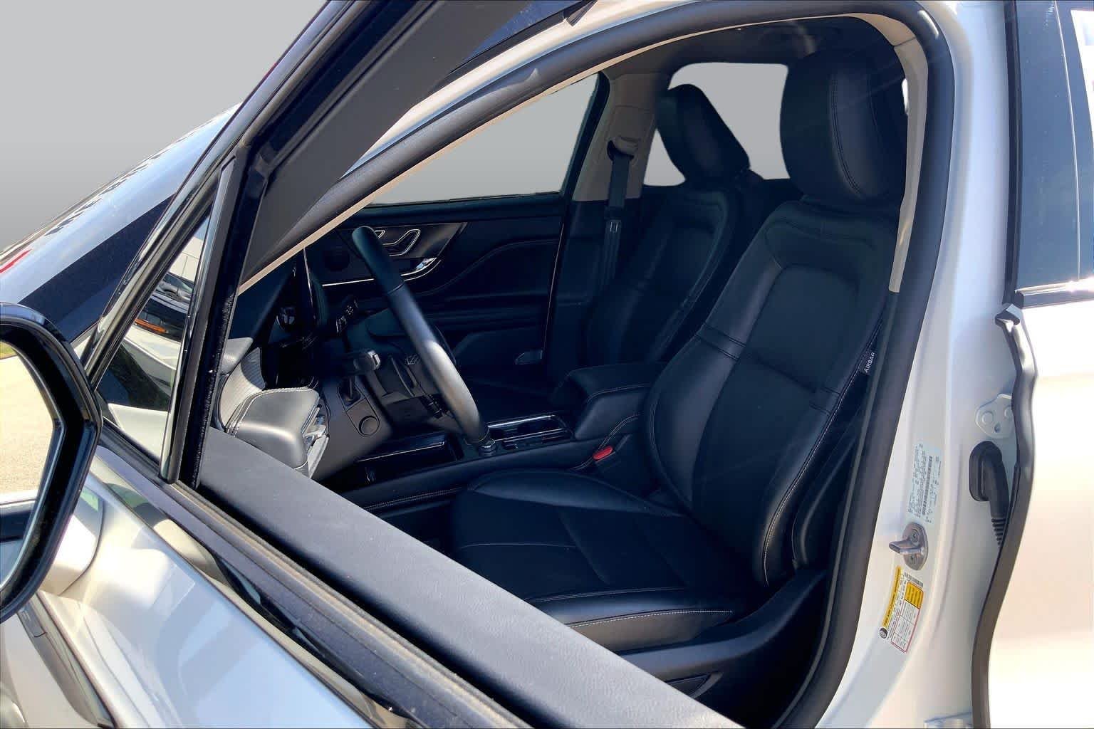 Pre-Owned 2025 Lincoln Corsair Premiere