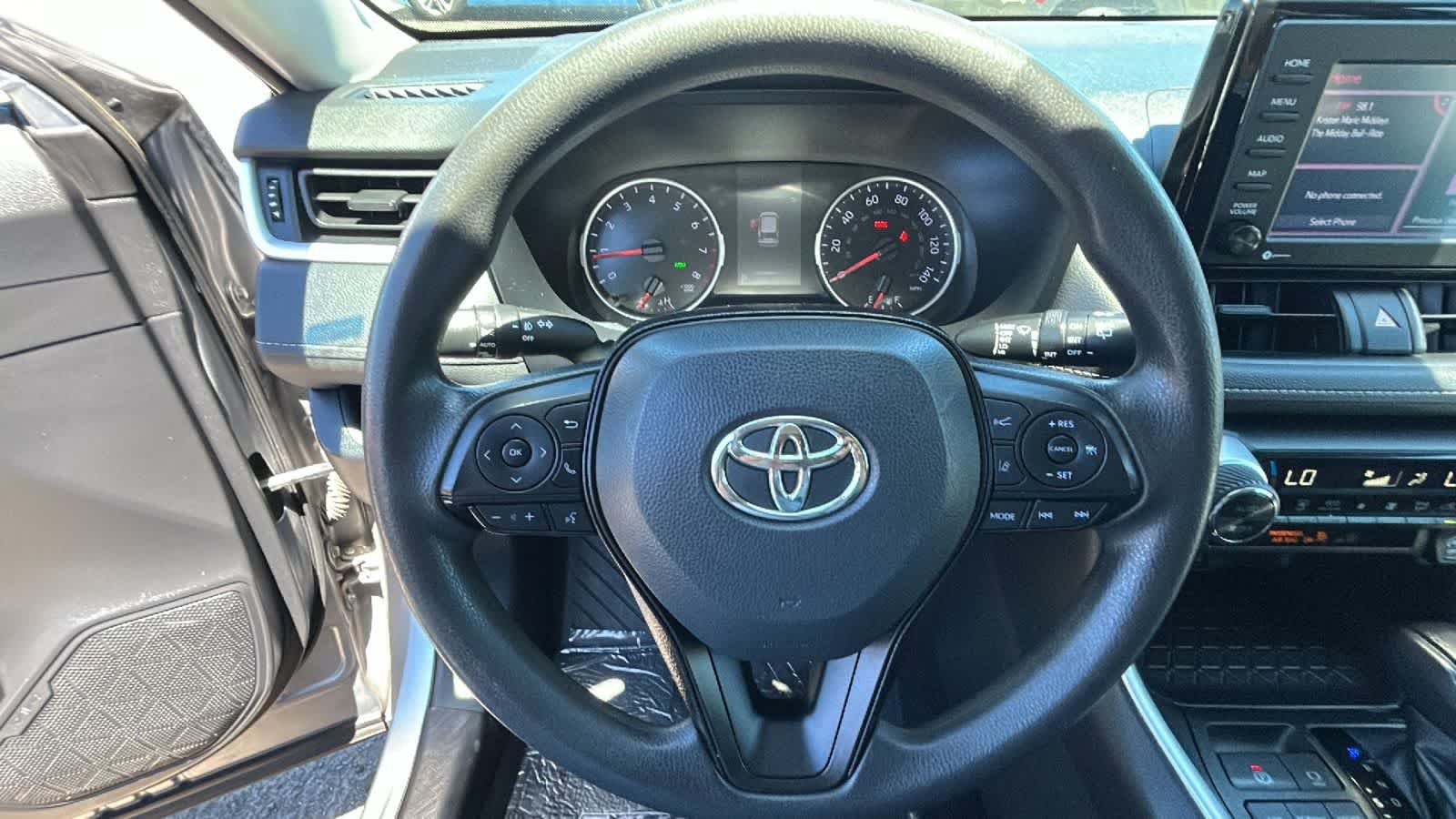 Used 2021 Silver Sky Metallic Toyota XLE image 17
