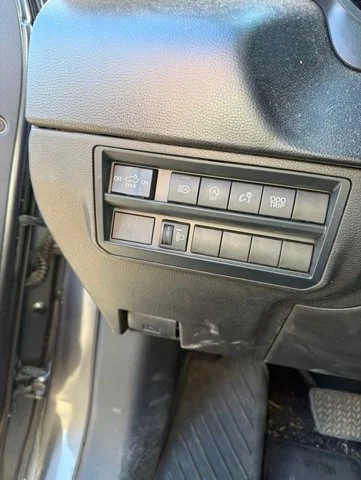 2025 Toyota Tundra SR5 - Photo 17