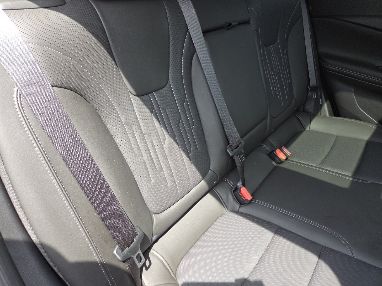 Used 2024 Gray Metallic Buick Avenir image 28