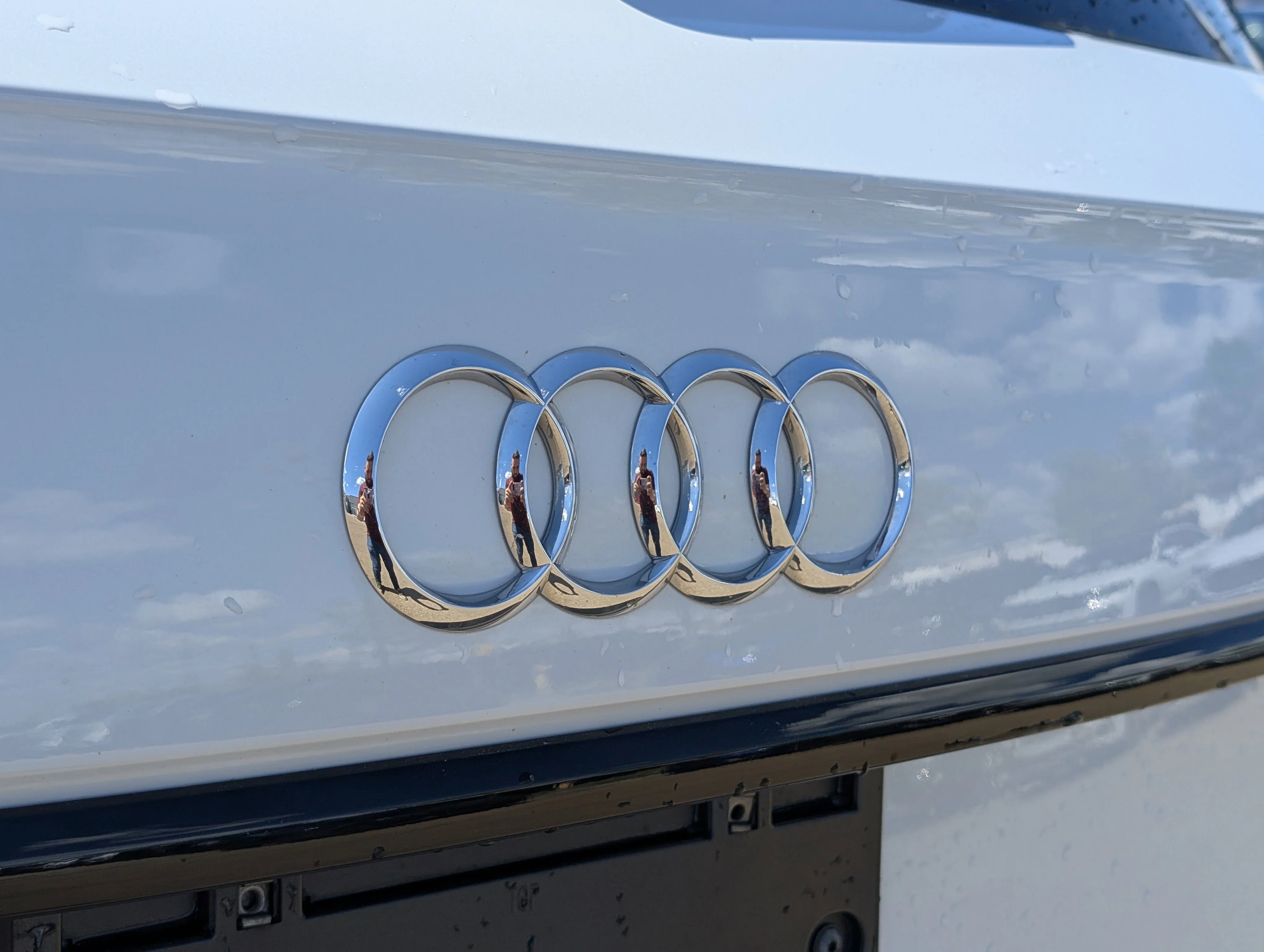 Used 2023 Ibis White Audi Technik image 15