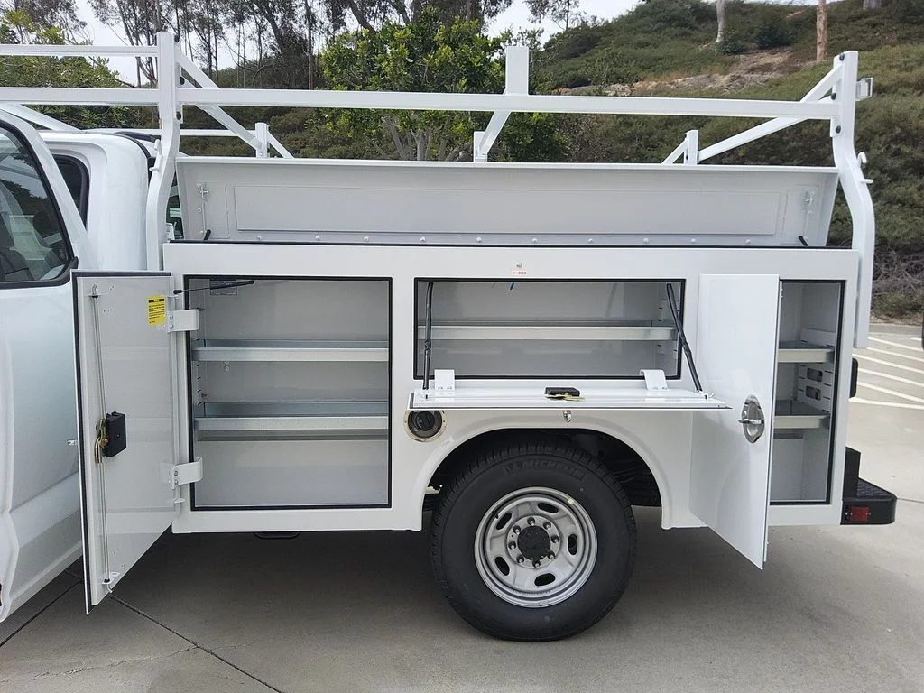 New 2026 Oxford White Ford XL image 16