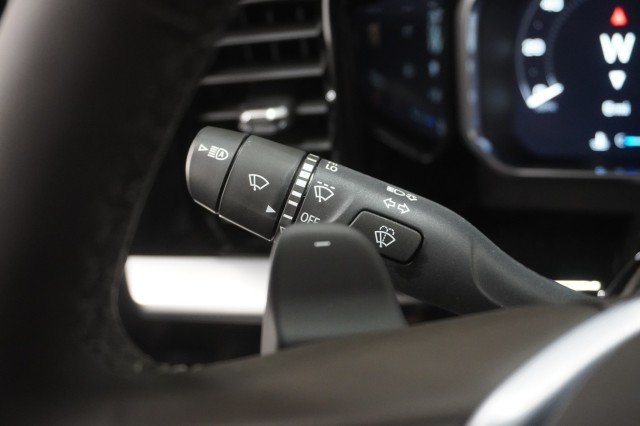 2026 GMC Sierra 1500 SLT - Photo 30