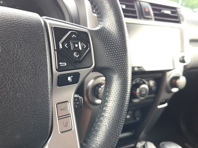 Used 2020 White Toyota SR5 Premium image 24