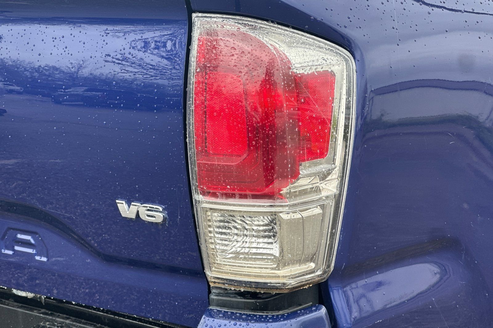 Used 2022 Blue Toyota SR5 image 24