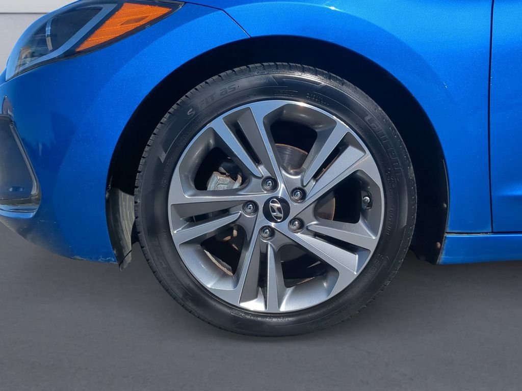 Used 2017 Electric Blue Metallic Hyundai Limited image 11