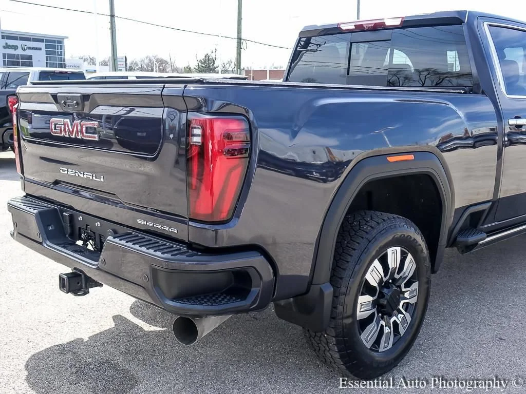 Used 2025 Titanium Rush Metallic GMC Denali image 8