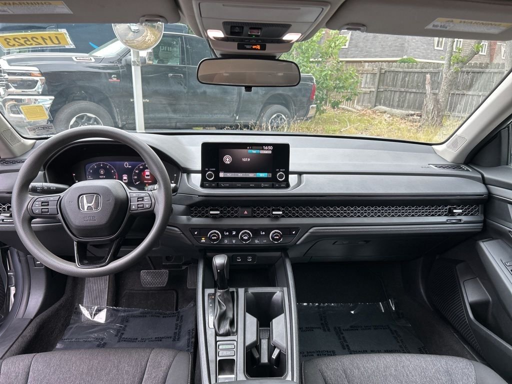 Used 2023 Gray Honda EX image 19