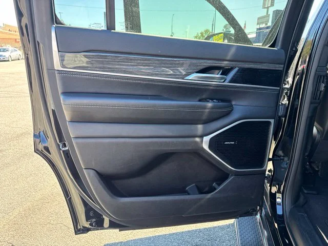 Used 2022 Black Jeep Series II image 32