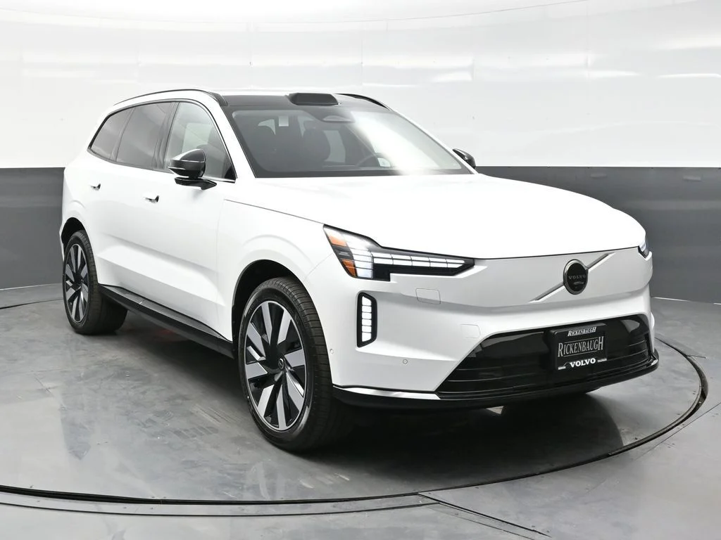 2025 Volvo EX90