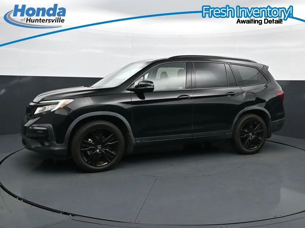 Used 2022 Crystal Black Pearl Honda Black Edition image 6