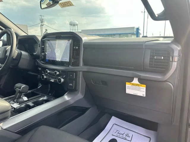 New 2026 Carbonized Gray Metallic Ford XLT image 10
