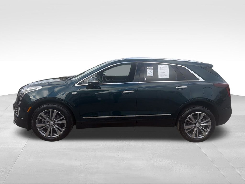 Used 2025 Green Cadillac Premium Luxury image 3