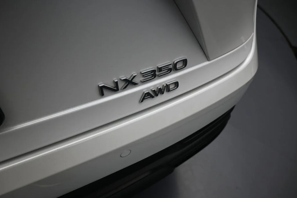 Used 2025 White Pearl Lexus 350 Premium image 40