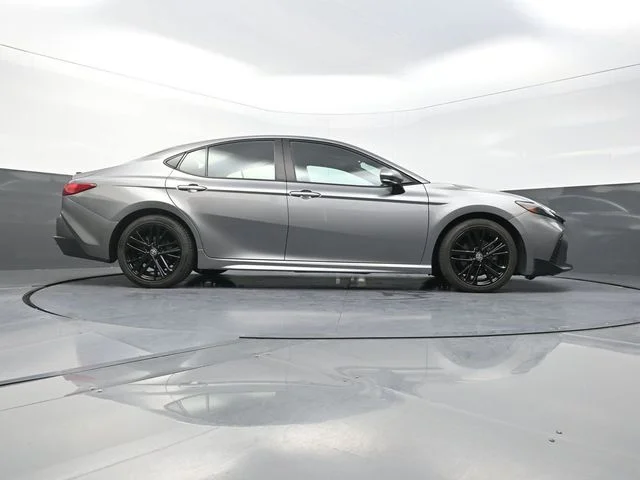 Used 2025  Toyota SE image 37