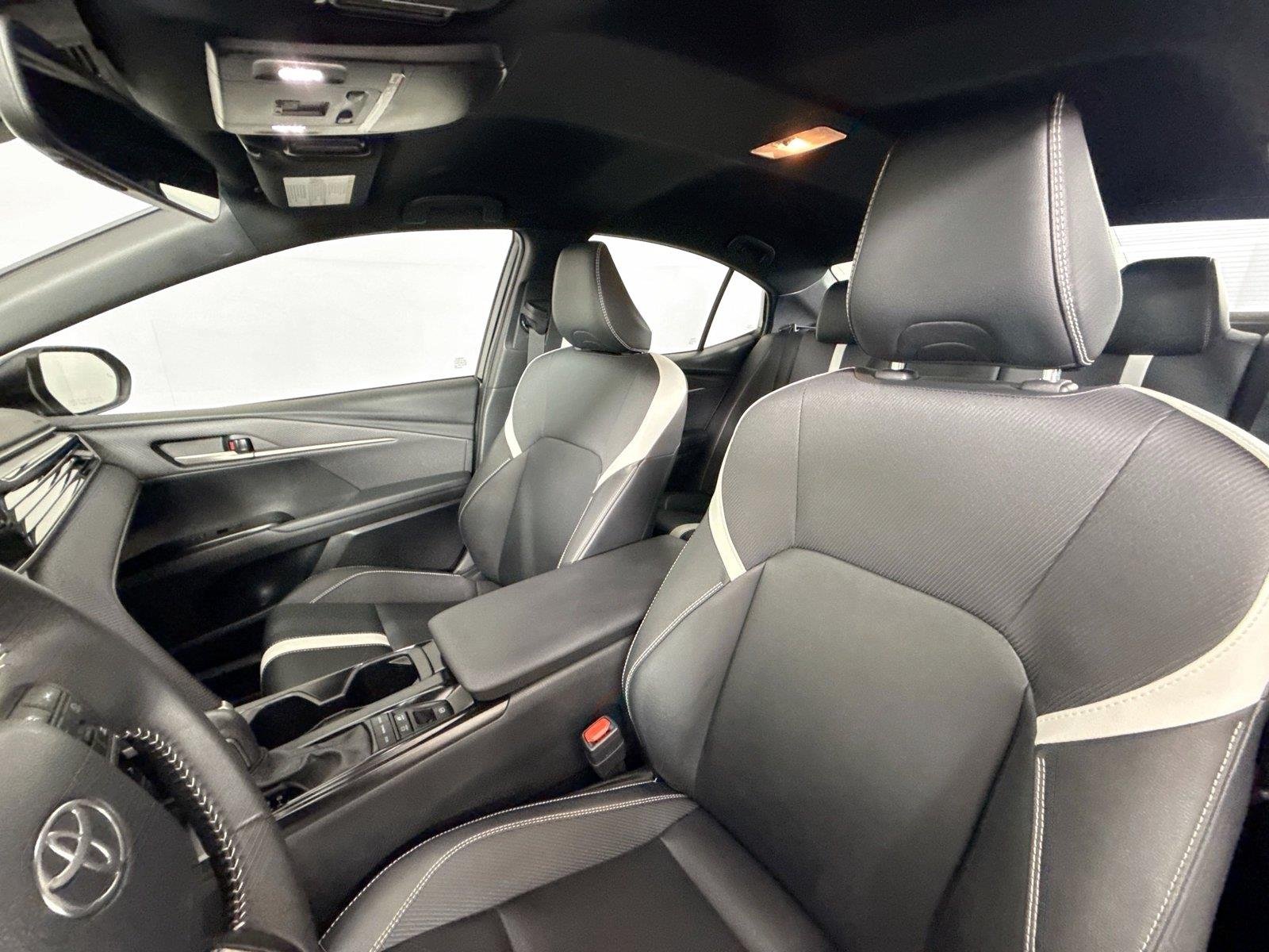 Certified Used 2025 Midnight Black Metallic Toyota SE image 3