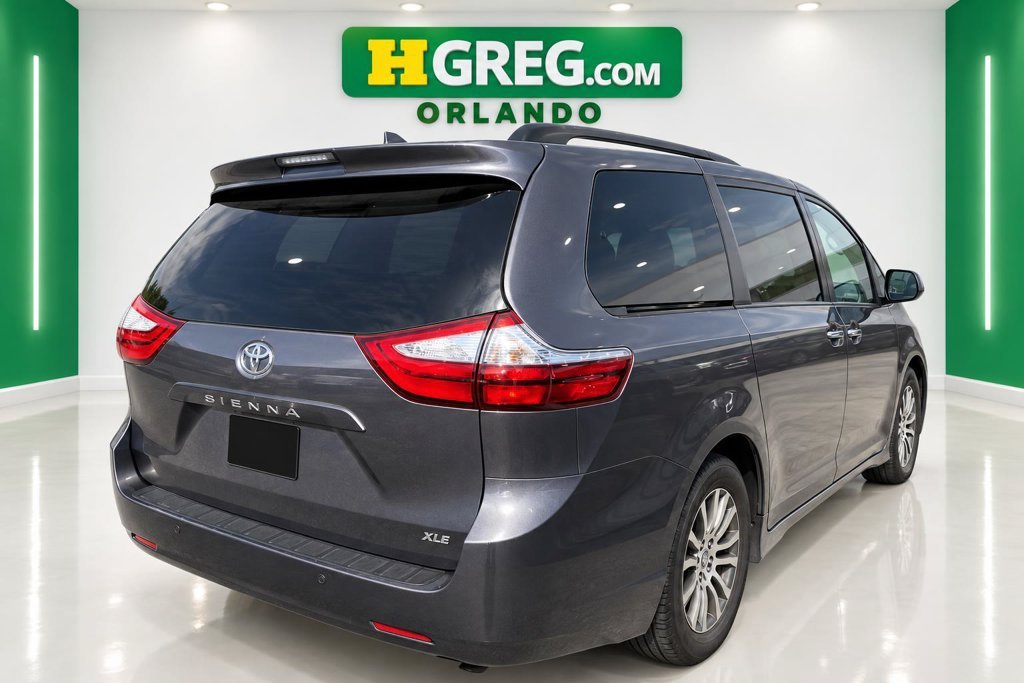 Used 2019 Predawn Gray Mica Toyota XLE image 4