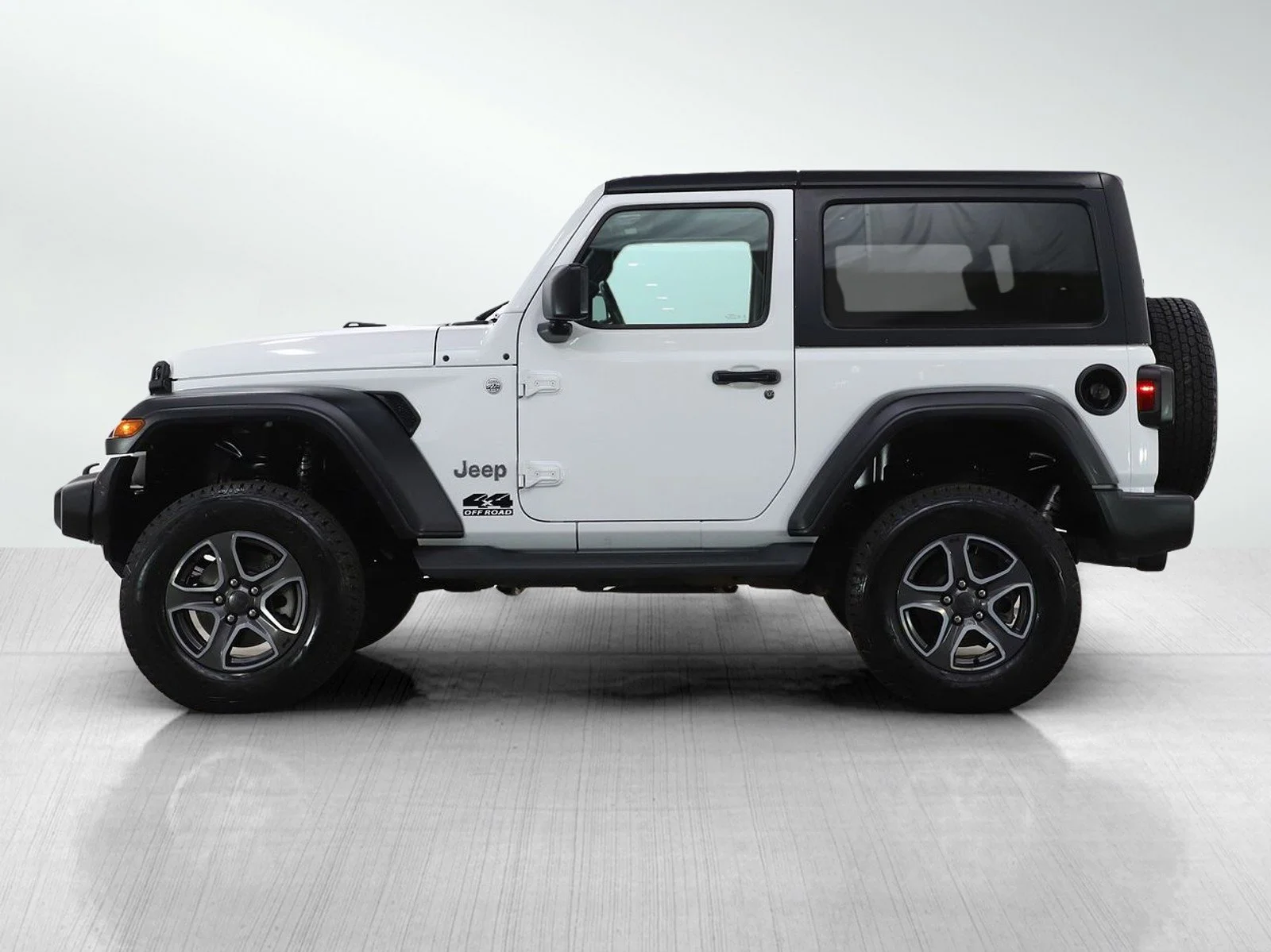Used 2020 Jeep Wrangler Sport S with VIN 1C4GJXAG1LW168893 for sale in Hopkins, Minnesota