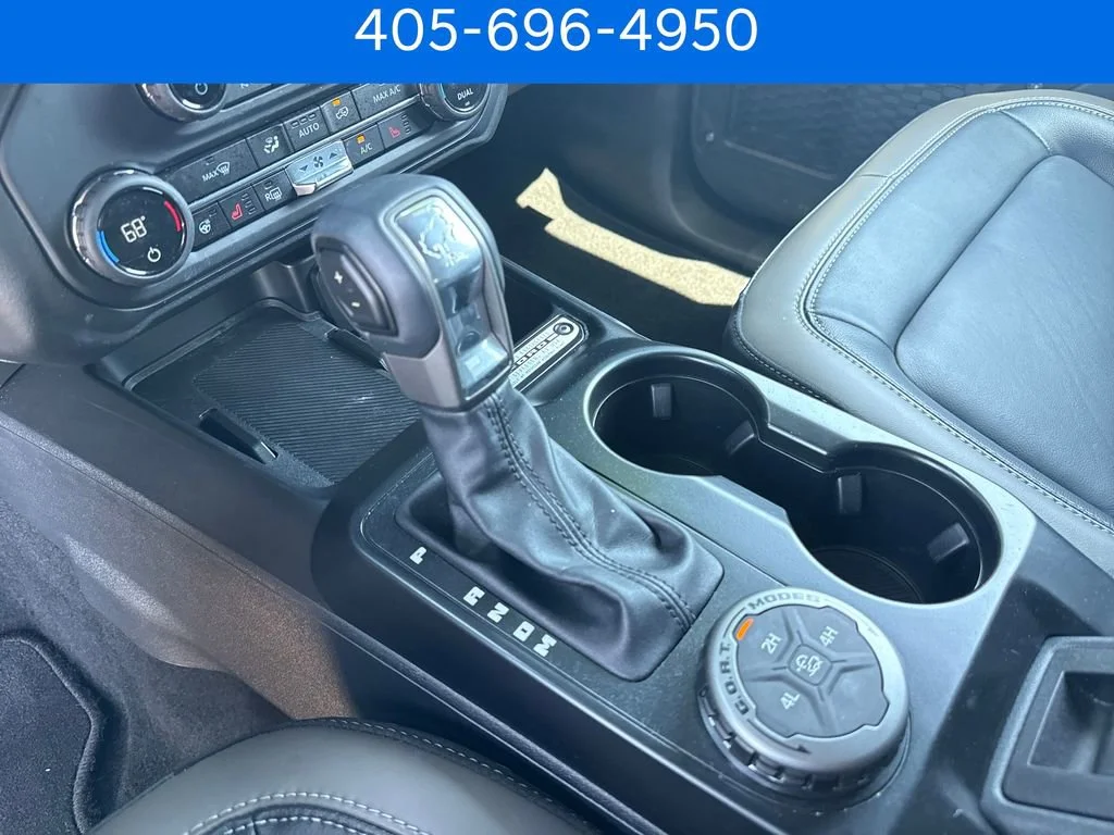 Pre-Owned 2025 Ford Bronco Outer Banks