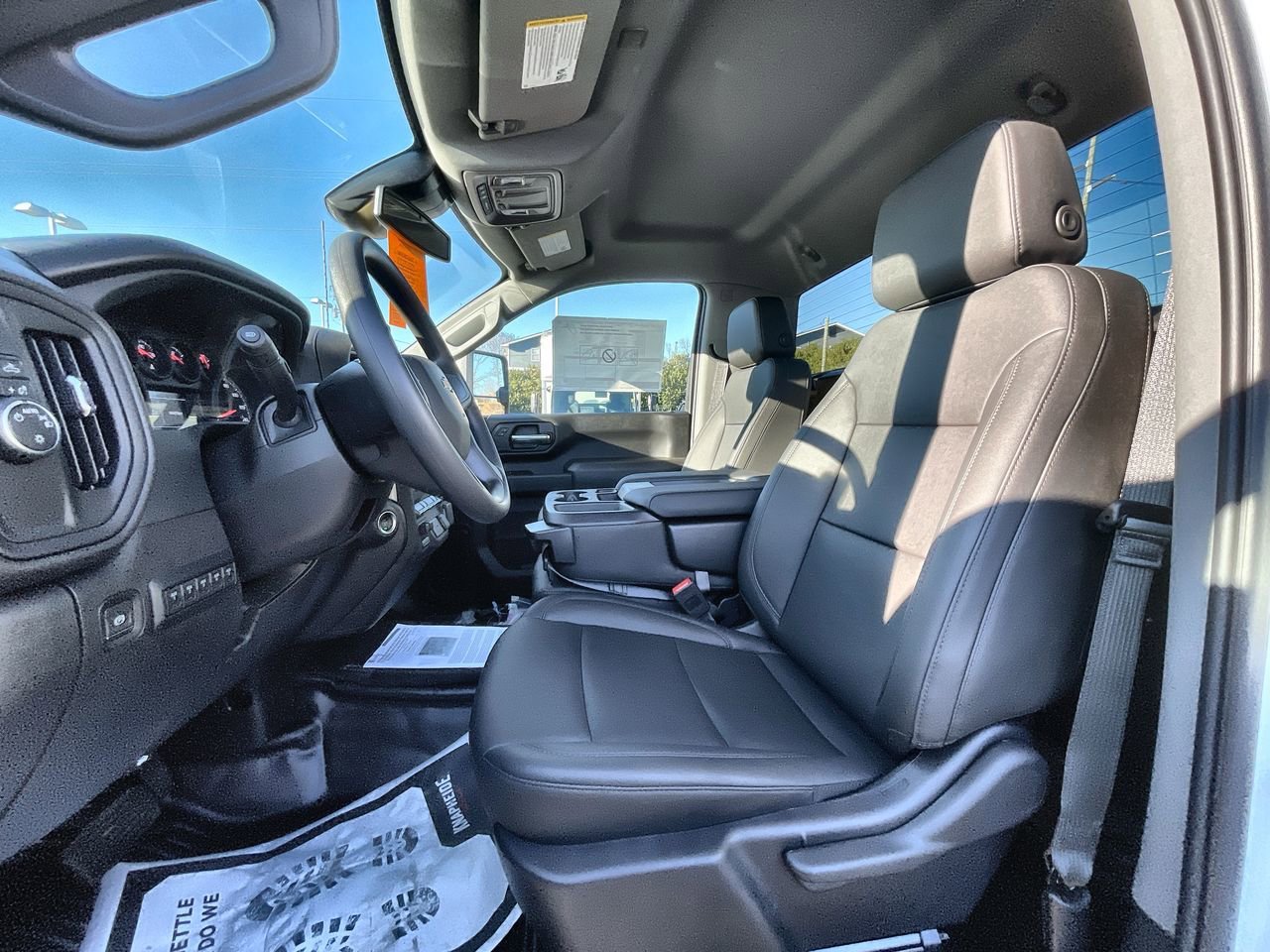 2025 Chevrolet Silverado 3500 HD Work Truck - Photo 11