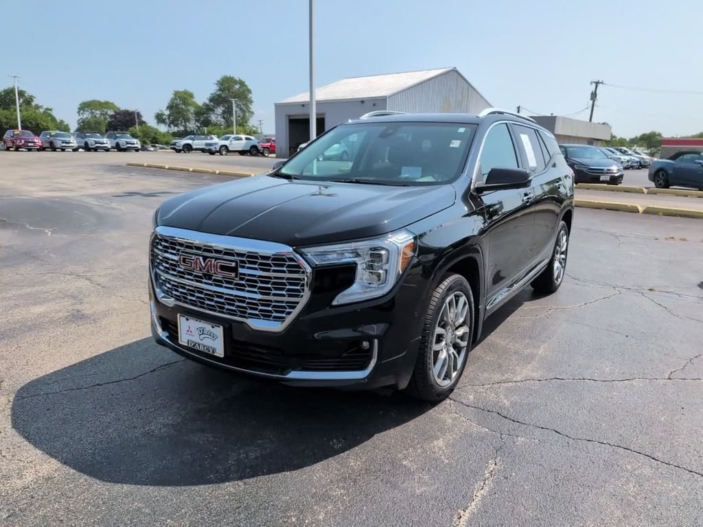 Used 2022 Black GMC Denali image 12