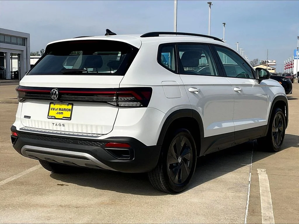 New 2026 White Volkswagen 1.5T S image 2