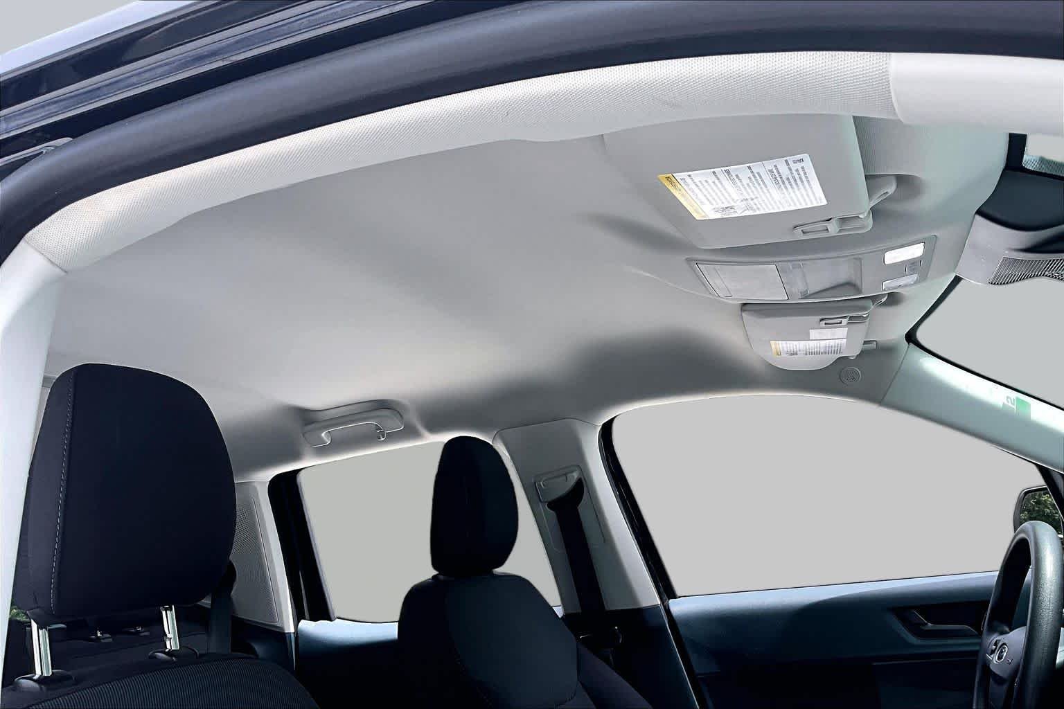 Used 2022 Shadow Black Ford XL image 13