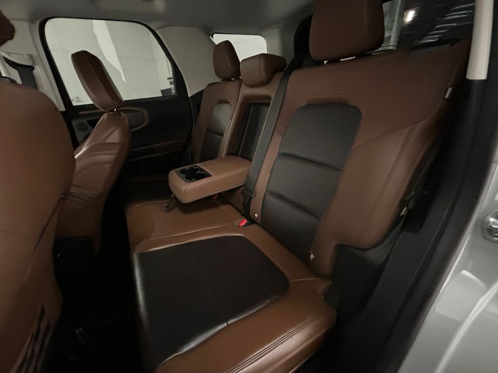 Used 2022 Green Ford Badlands image 19
