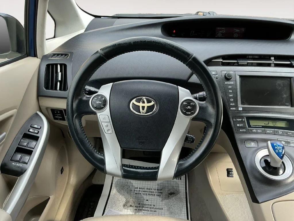 Used 2010 Blue Toyota IV image 19