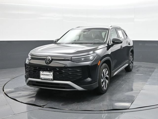 Used 2025  Volkswagen 2.0T S image 34