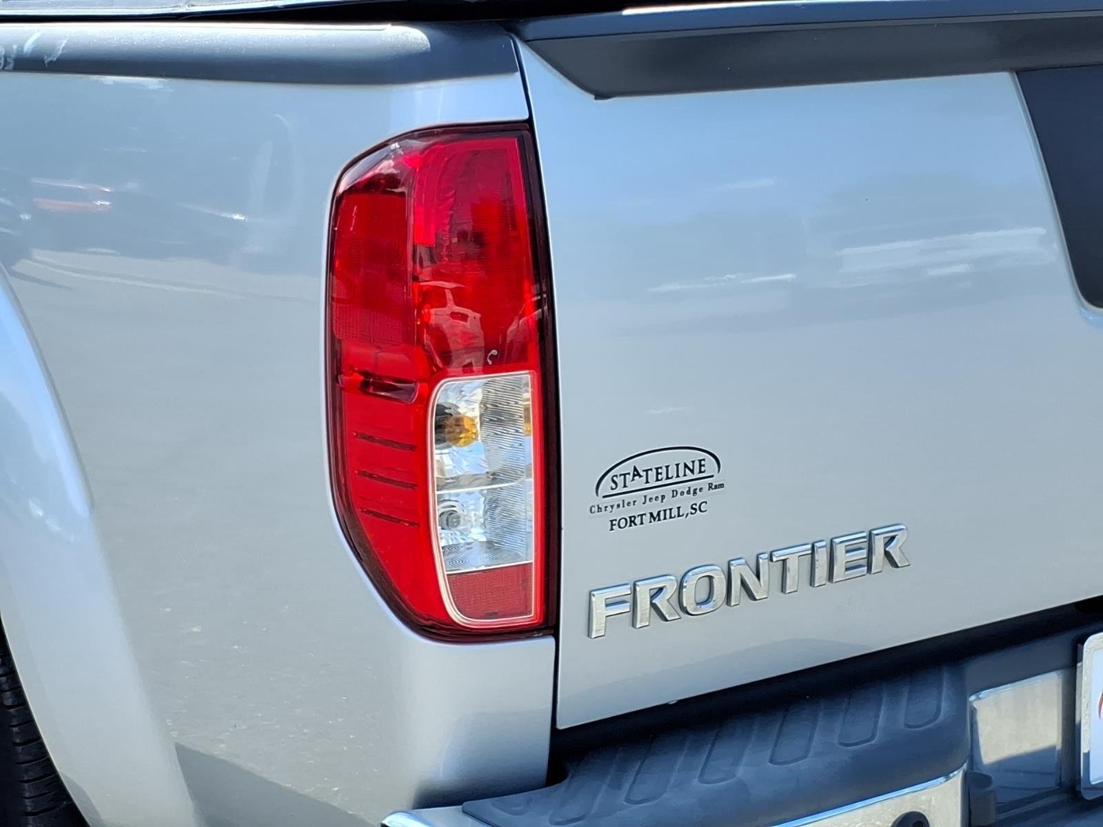 Used 2015 Brilliant Silver Nissan SV image 16
