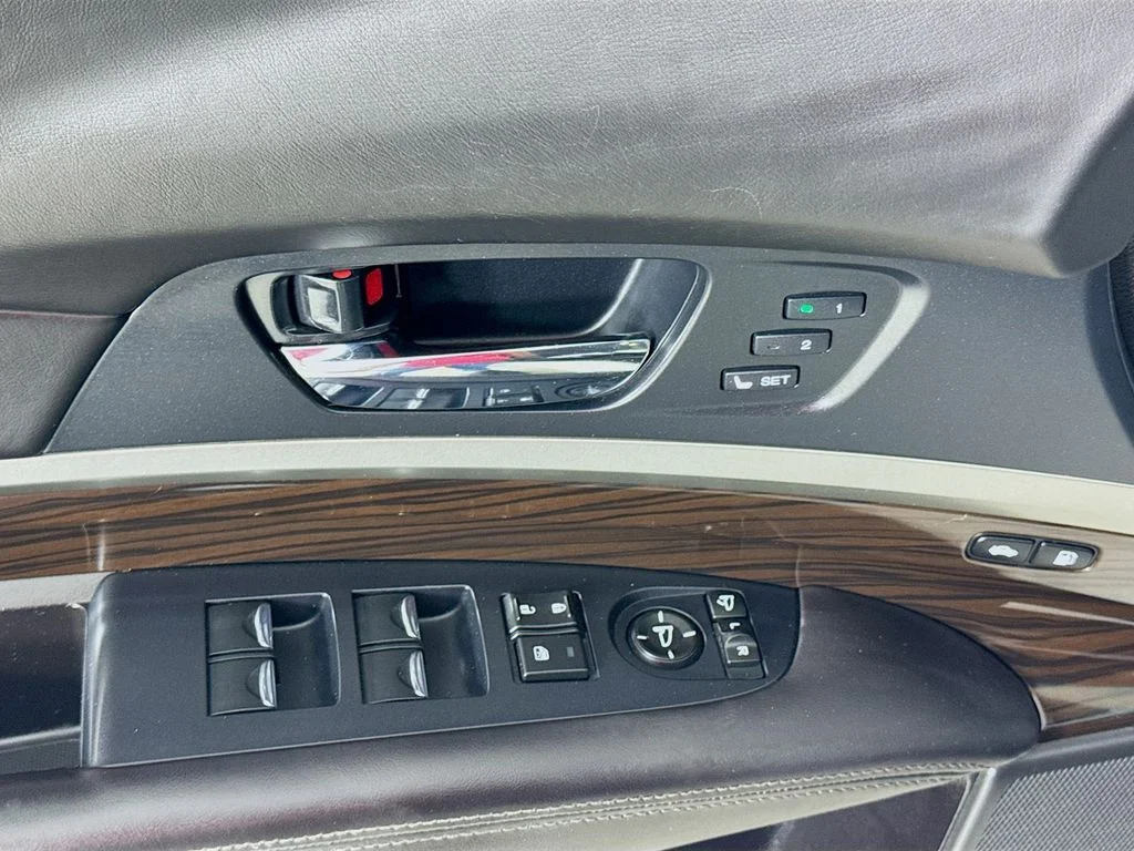 Used 2015 Pearl White Acura Base image 21