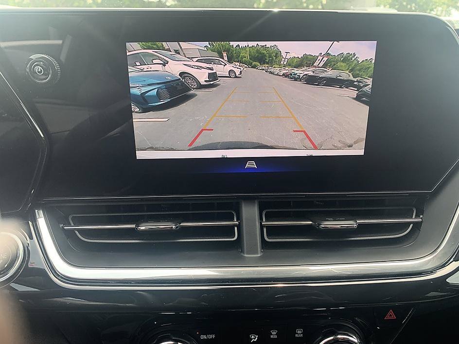 Used 2026 Summit White Chevrolet ACTIV image 15